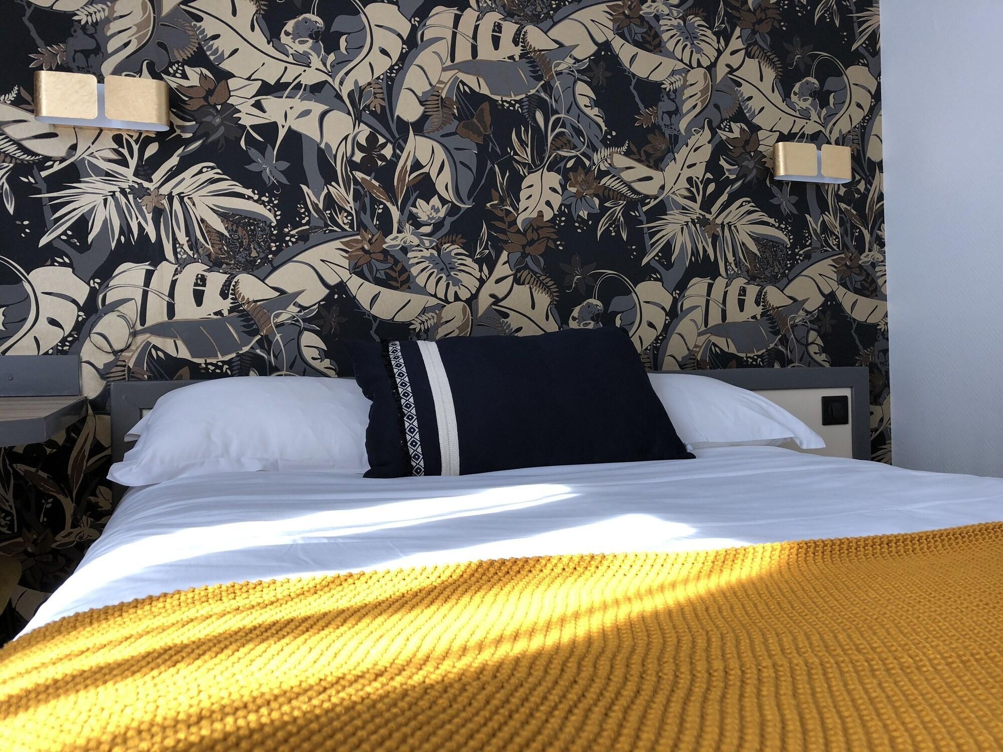Hotel Lanjuinais Rennes Bagian luar foto