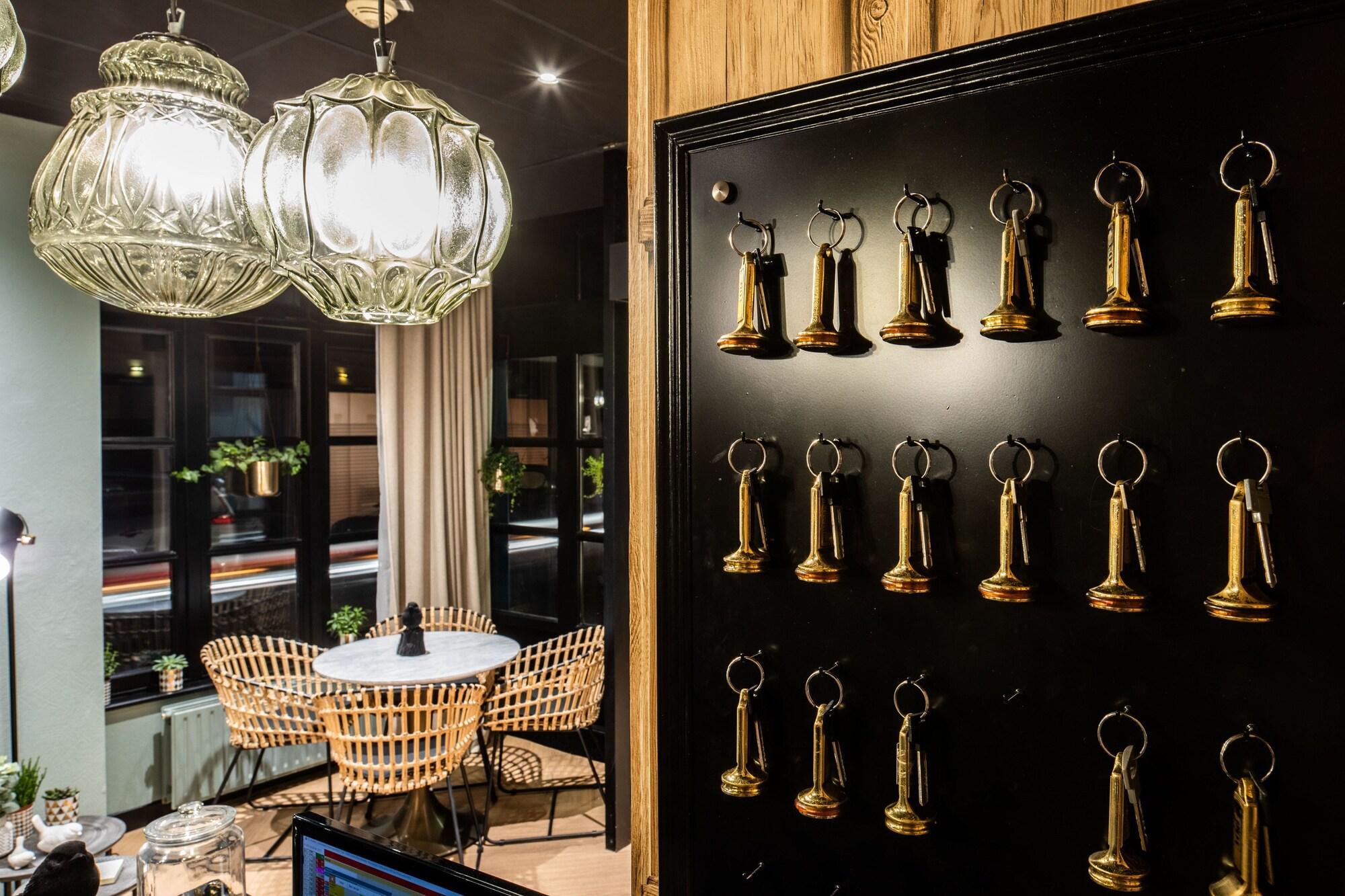 Hotel Lanjuinais Rennes Bagian luar foto